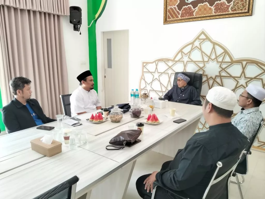 Catatan Perjalanan Maslam: Bersama Buya Yahya di Al Bahjah